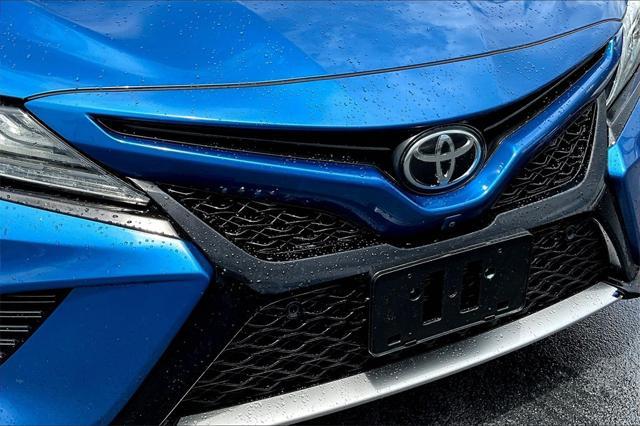 Photo of 2018 Blue Toyota Camry