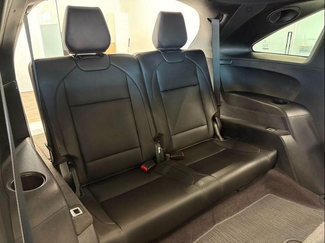 Photo of 2019 Apex Blue Pearl Acura MDX
