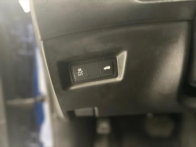 Photo of 2018 Blue INFINITI Q50