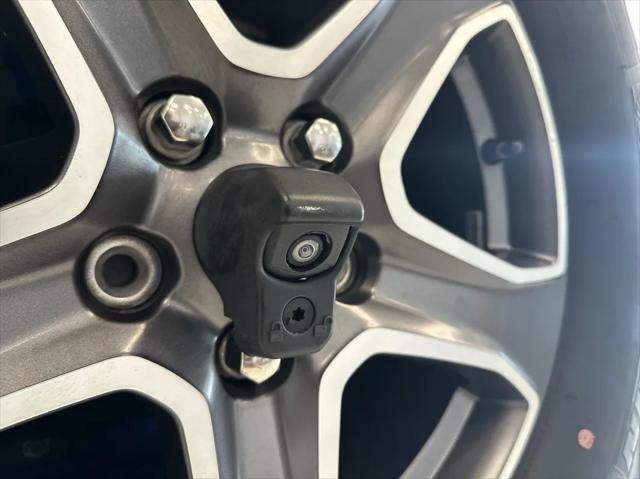 Photo of 2019 Ocean Blue Metallic Clearcoat Jeep Wrangler Unlimited