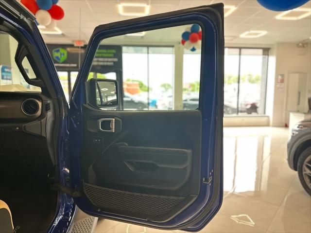 Photo of 2019 Ocean Blue Metallic Clearcoat Jeep Wrangler Unlimited