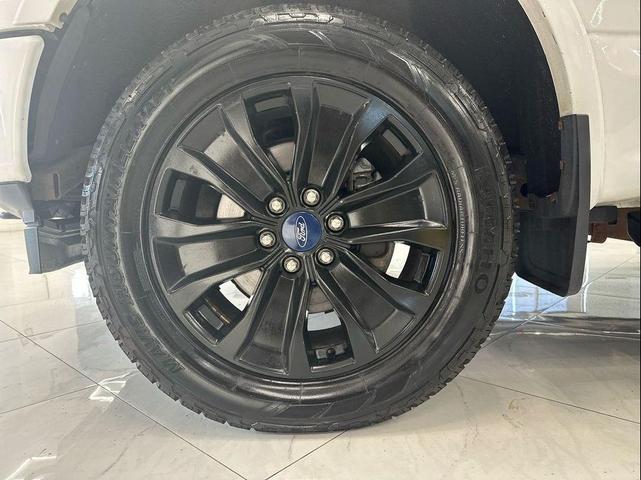 Photo of 2019 Oxford White Ford F-150
