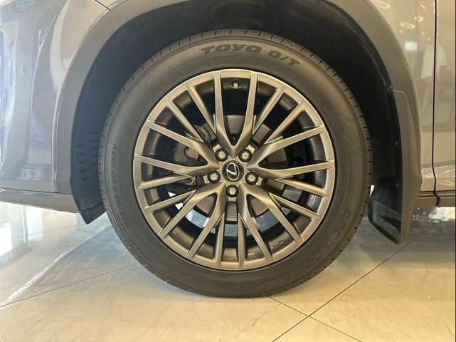 Photo of 2018 Nebula Gray Pearl Lexus RX 350