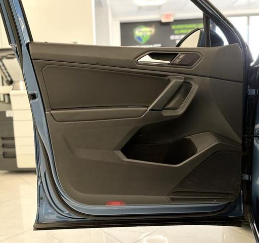 Photo of 2019 Blue Volkswagen Tiguan