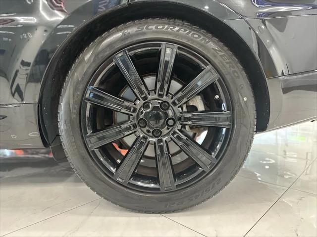 Photo of 2020 Black Land Rover Range Rover Sport