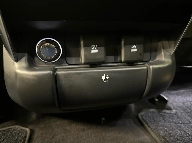 Photo of 2020 Black Land Rover Range Rover Sport