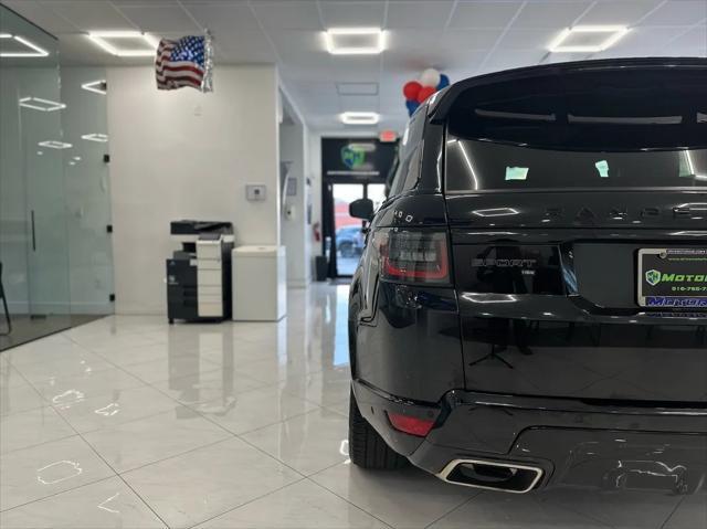 Photo of 2020 Black Land Rover Range Rover Sport