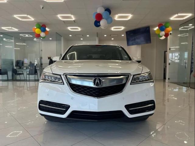 Photo of 2015 White Acura MDX