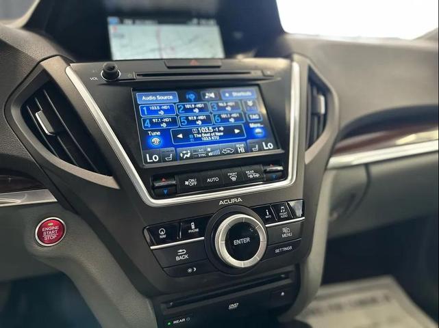 Photo of 2015 White Acura MDX