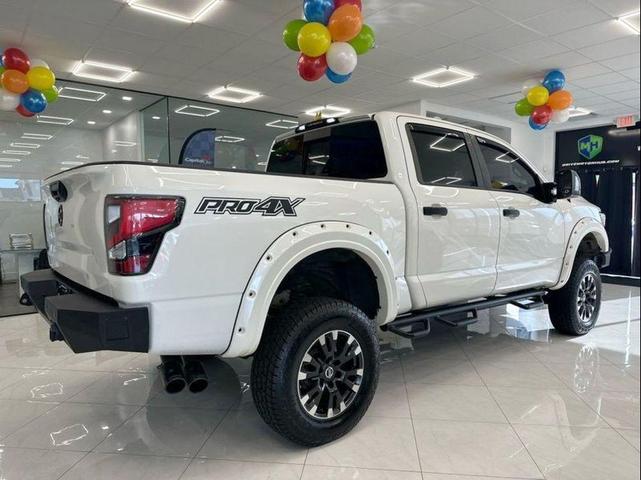 Photo of 2019 Pearl White Nissan Titan