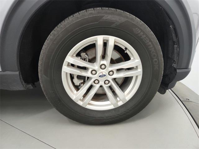 Photo of 2024 Silver Metallic Ford Explorer