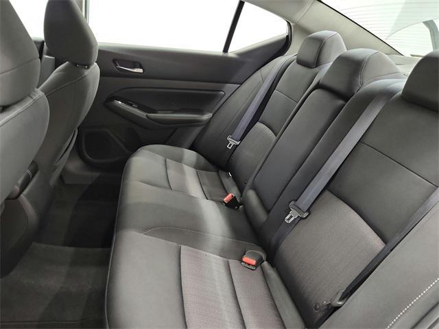 Photo of 2021 Brilliant Silver Metallic Nissan Altima