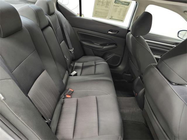 Photo of 2021 Brilliant Silver Metallic Nissan Altima