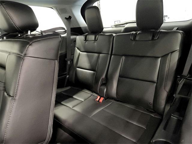 Photo of 2024 ICONIC SILVER METALLIC Ford Explorer