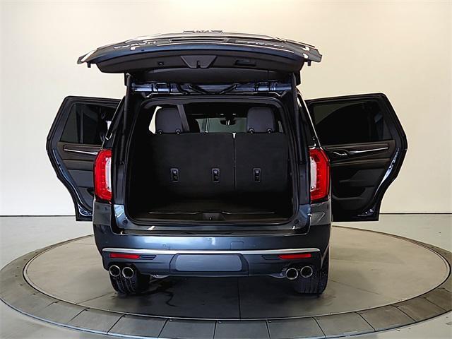 Photo of 2021 Dark Sky Metallic GMC Yukon