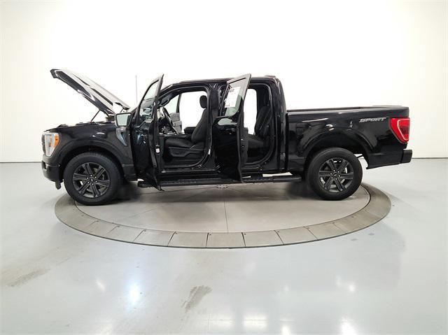 Photo of 2023 Black Metallic Ford F-150