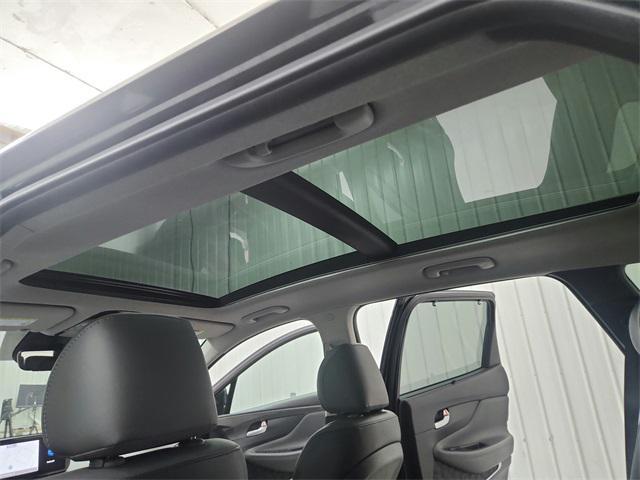 Photo of 2023 Twilight Black Hyundai SANTA FE
