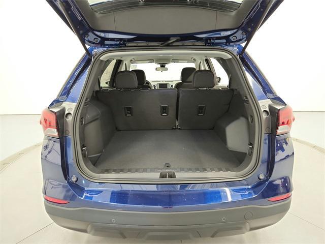Photo of 2023 Blue Glow Metallic Chevrolet Equinox
