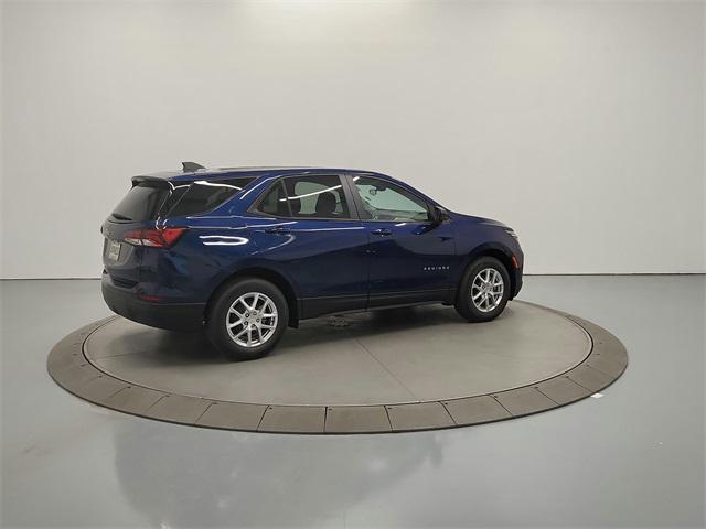 Photo of 2023 Blue Glow Metallic Chevrolet Equinox