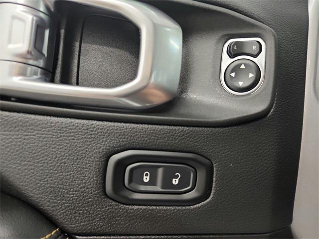 Photo of 2024 Silver Zynith Clearcoat Jeep Wrangler