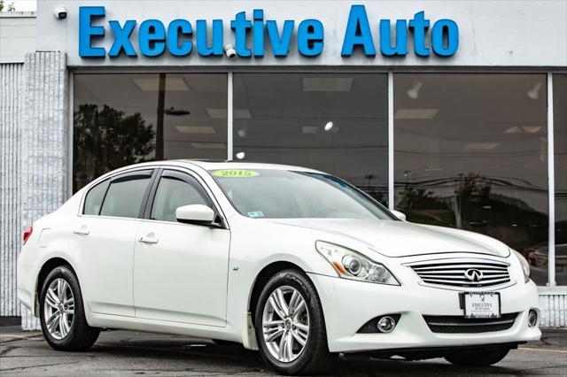 2015 Infiniti Q40