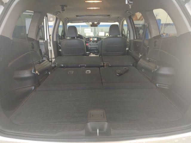 Photo of 2022 Platinum White Pearl Honda Pilot