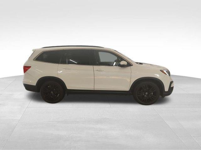 Photo of 2022 Platinum White Pearl Honda Pilot
