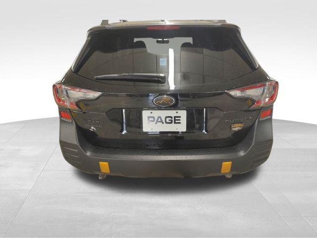 Photo of 2023 Crystal Black Silica Subaru Outback