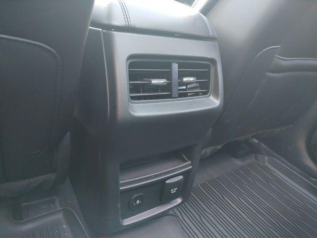 Photo of 2024 Burgundy Velvet Metallic Tinted Clearcoat Ford Edge