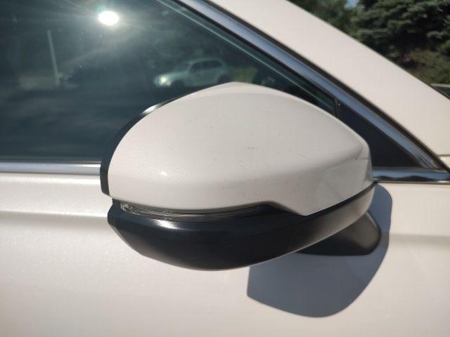 Photo of 2025 Platinum Honda CR-V