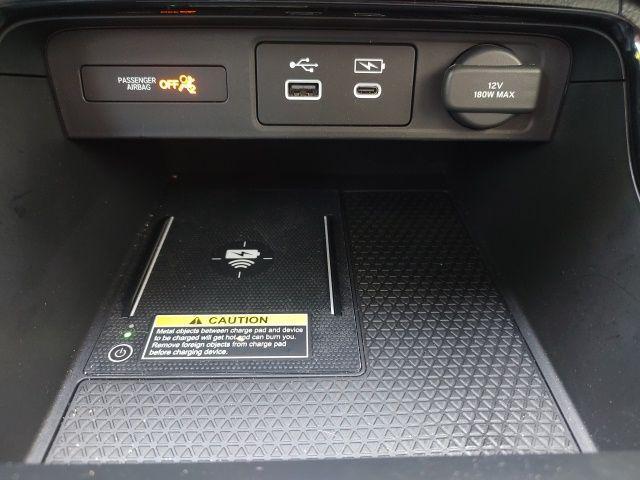 Photo of 2025 Platinum Honda CR-V