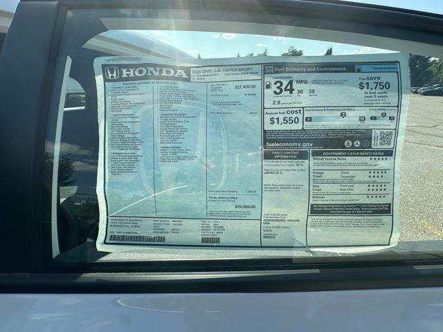 Photo of 2025 Platinum Honda Civic