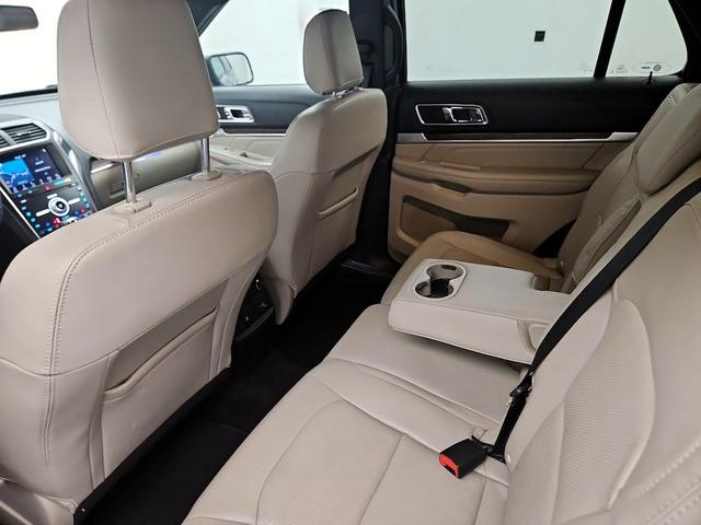 Photo of 2019 Blue Ford Explorer