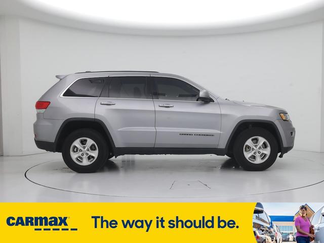 Photo of 2017 Silver Jeep Grand Cherokee