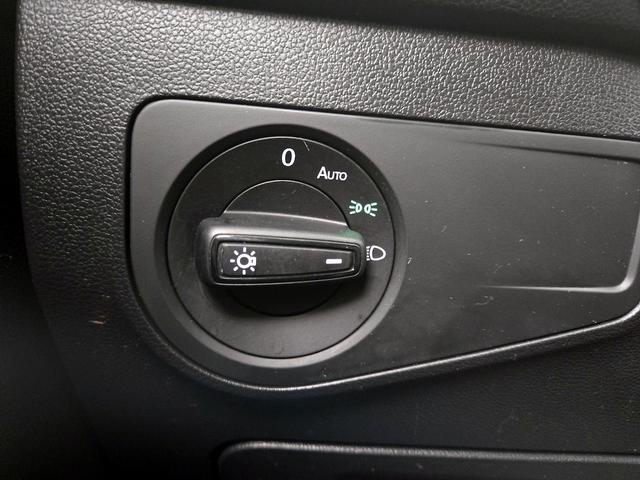 Photo of 2018 White Volkswagen Tiguan