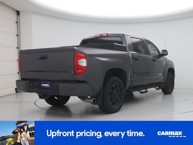 Photo of 2017 Gray Toyota Tundra