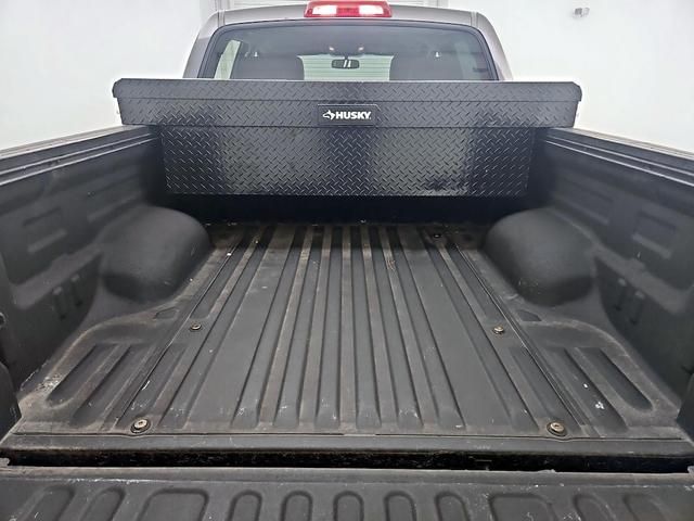 Photo of 2017 Gray Toyota Tundra