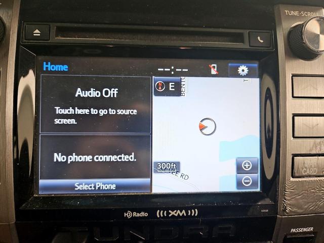 Photo of 2017 Gray Toyota Tundra