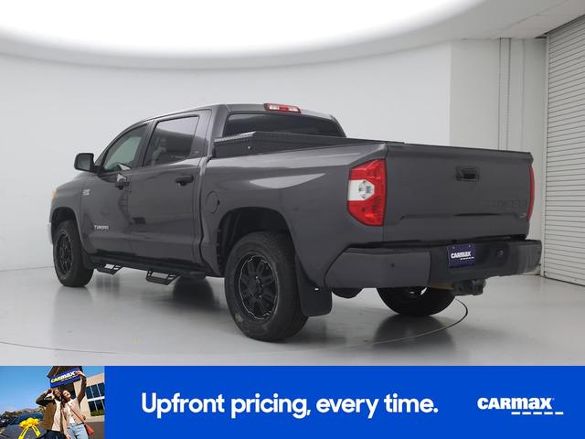 Photo of 2017 Gray Toyota Tundra