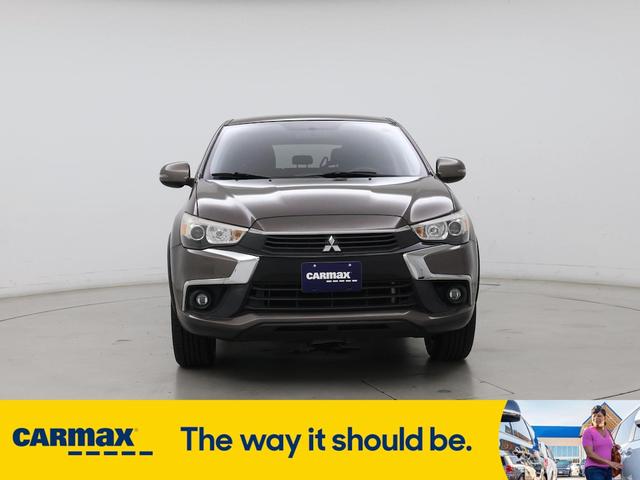 Photo of 2016 Brown Mitsubishi Outlander Sport