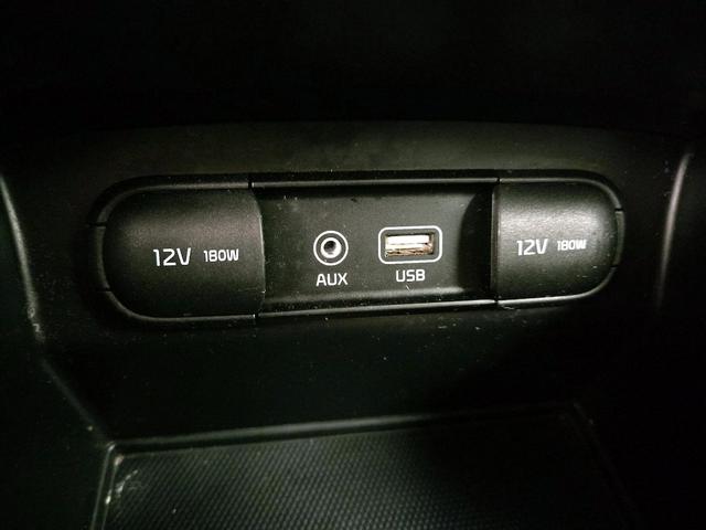 Photo of 2019 White Kia Sorento