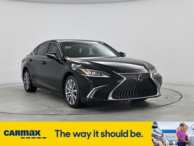 2019 Lexus Es 300h