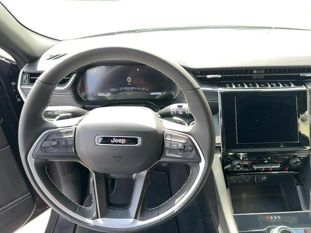 Photo of 2025 Baltic Gray Jeep Grand Cherokee L