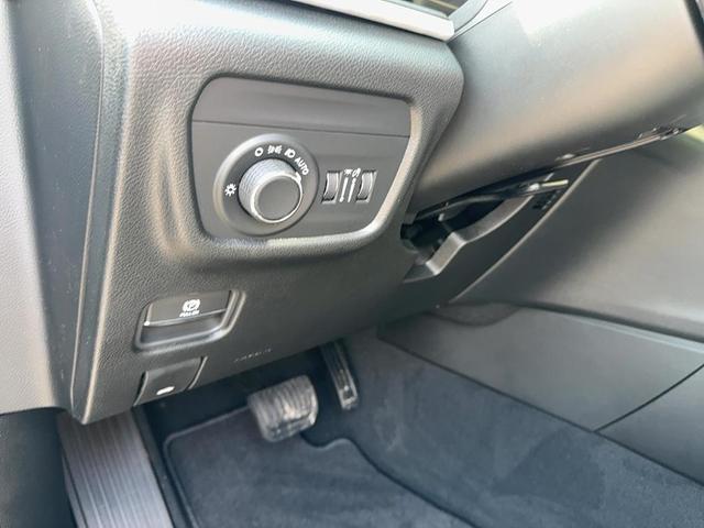 Photo of 2025 Baltic Gray Jeep Grand Cherokee L