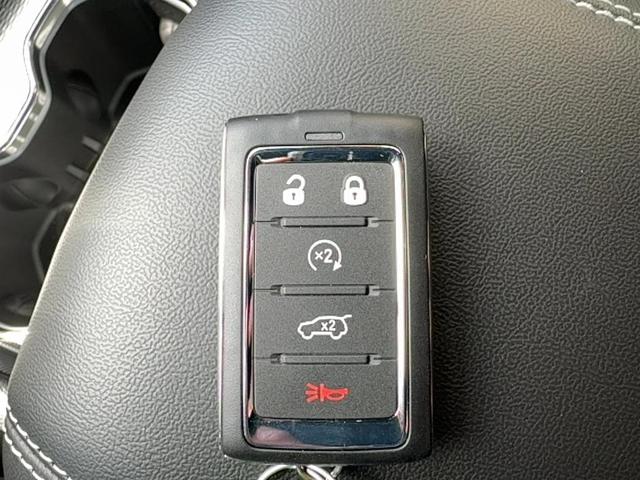 Photo of 2025 Baltic Gray Jeep Grand Cherokee L