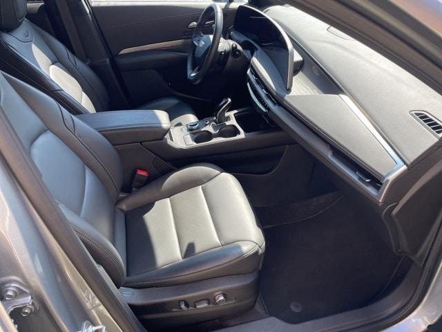 Photo of 2025 Silver Metallic Cadillac XT4
