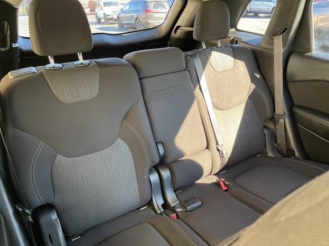 Photo of 2017 Diamond Black Jeep Cherokee