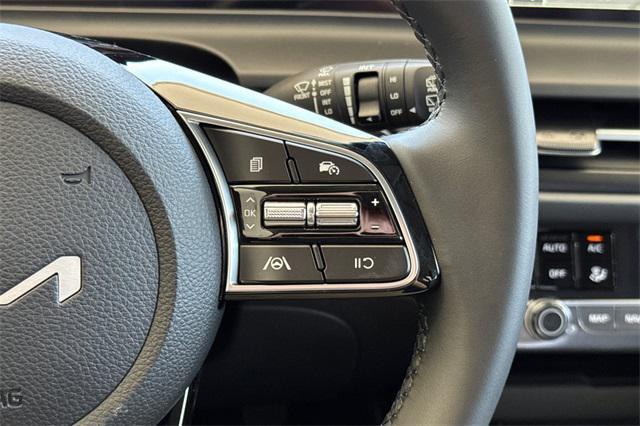 Photo of 2025 Fusion Black Kia Seltos