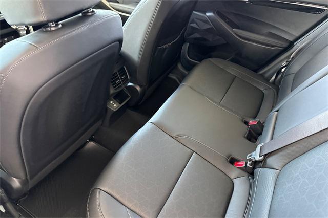 Photo of 2025 Fusion Black Kia Seltos