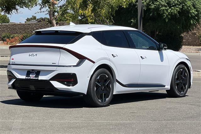 Photo of 2025 Glacier White Pearl Kia EV6